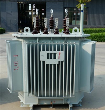 Transformator punjen uljem